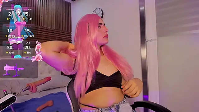 SophieWolf  online show from March 19, 7:30 am