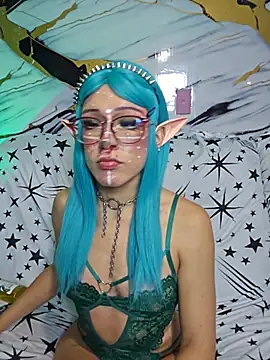 dark nina   online show from July 8, 10:46 pm