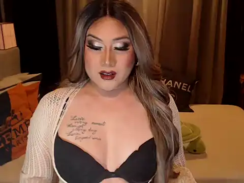 YourMistressAggy online show from April 22, 6:15 pm