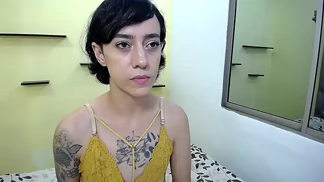 romina white18 online show from April 29, 5:45 am