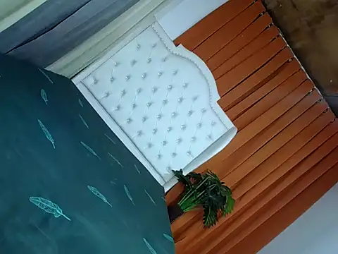 bigcock rhiana online show from April 21, 5:19 pm