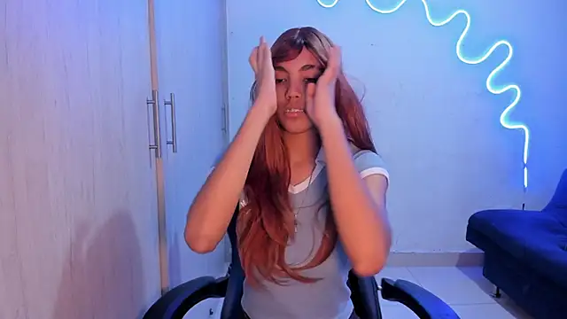 axel luxxx online show from April 21, 5:25 am