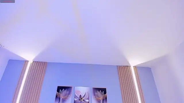  ValeryCooper online show from April 20, 6:20 pm