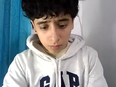 LatinHeatX22 online show from April 24, 1:30 am