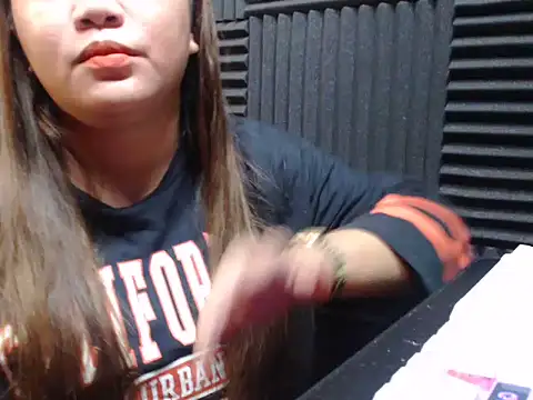 FinayNewestSensation online show from August 6, 2:57 pm
