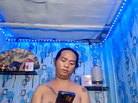 12inALWAYSHARDCUM online show from January 13, 4:31 am