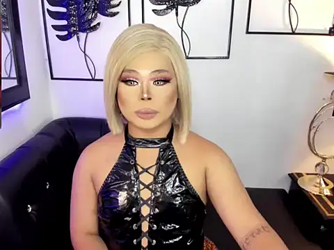 Lindsay walter online show from May 20, 4:35 pm