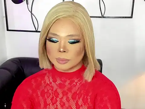Lindsay walter online show from May 27, 3:31 pm