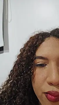 lilith isabella25 online show from July 13, 11:39 pm