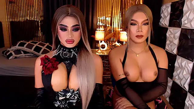 BigCockJewel online show from April 30, 6:45 pm