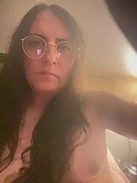 Chic desire online show from July 13, 9:38 pm