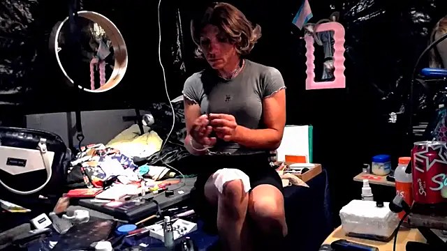 Snapshot of sissyvee chatting on September 17, 4:28 am sissyvee online show from September 17, 4:28 am