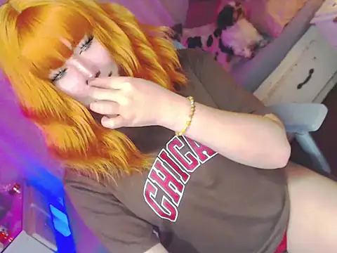 HOTnWILDalice online show from April 29, 2:38 am