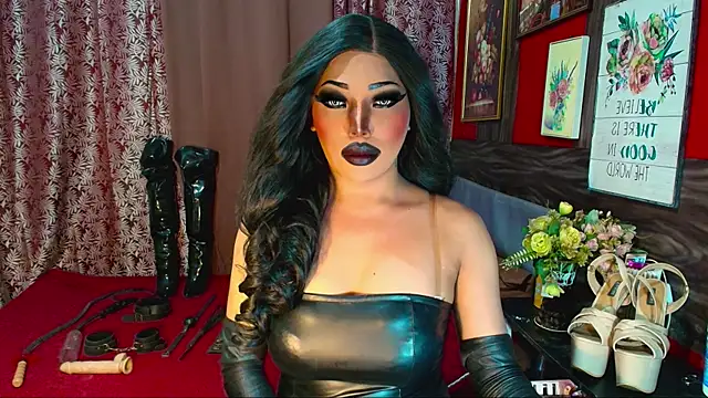 trixxielicious online show from August 2, 5:01 pm