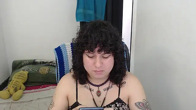 Smoke trip Alicia online show from February 15, 5:11 pm