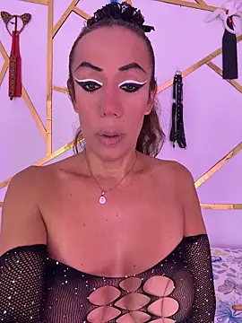 YOURSDEBORA online show from April 30, 7:18 pm