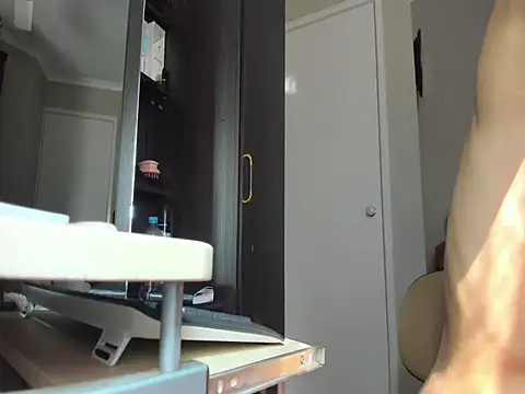 Angelchezcka online show from February 20, 6:19 am