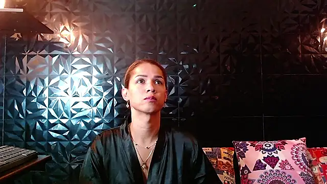 PINK  LOLA1 online show from February 10, 11:50 am