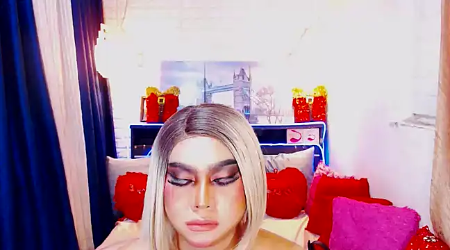 Snapshot of TsGoddessNhicolle chatting on January 9, 4:49 pm TsGoddessNhicolle online show from January 9, 4:49 pm