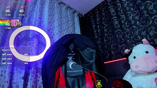 Lightt Yagami online show from October 25, 8:31 am