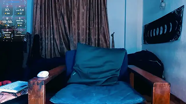 Marieblueeyes online show from November 27, 7:44 am