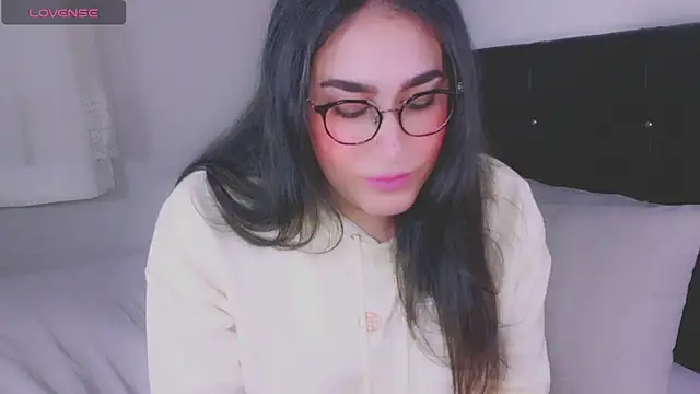 Snapshot of MERA_arab chatting on October 21, 11:39 pm MERA arab online show from October 21, 11:39 pm