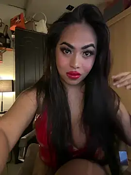 BigDominaMia online show from May 4, 8:14 pm