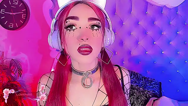 LeyXandrabraz online show from May 4, 9:42 pm
