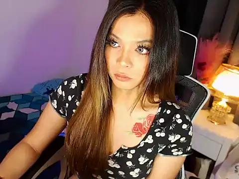 MajesticKitana online show from May 2, 5:12 am