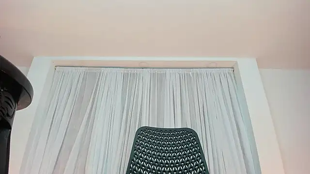 Snapshot of jaddyk_ chatting on October 29, 6:11 am jaddyk online show from October 29, 6:11 am