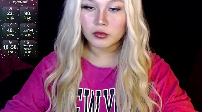 stacey wills44 online show from March 3, 8:50 pm