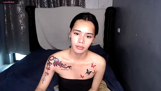 shecutie69 online show from November 21, 4:57 am