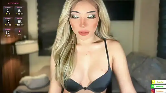 bella maxwel online show from May 1, 4:06 am
