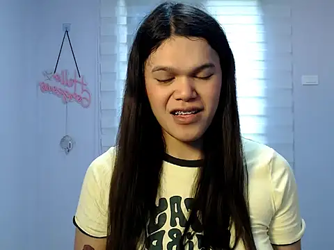 Miss Ivanawolf online show from May 3, 3:33 am