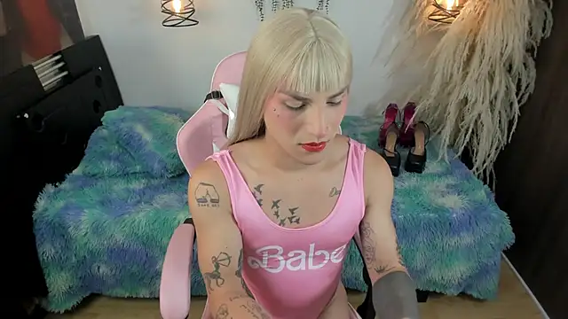 queenramoona-hot online show from June 27, 8:04 pm
