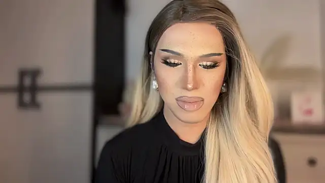 Ts glamxxxx online show from February 17, 3:03 am