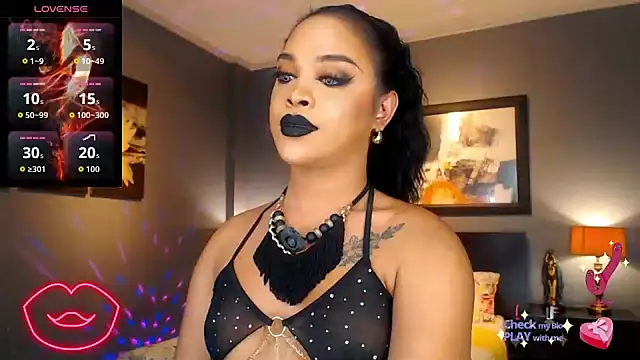 MarryQueen22 online show from April 28, 12:53 am