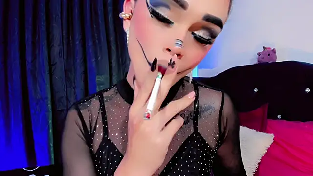 lesly xx online show from October 31, 3:05 am