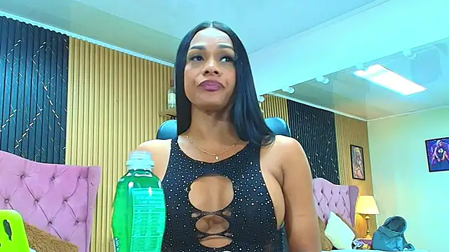 BARBIE BROWNN online show from June 21, 2:53 pm