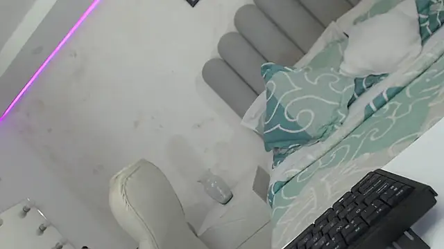 X6uldv8xdollxxx online show from January 15, 12:51 am