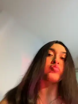 MiahWindsor online show from March 19, 4:12 am