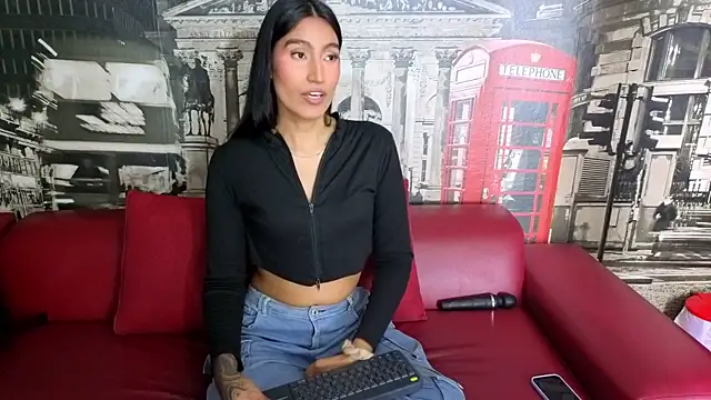 Taly Fox online show from April 25, 4:49 am