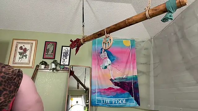 Linzy 19 online show from March 13, 11:41 pm